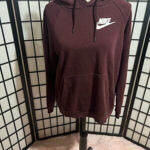 ⭐️Nike Women's Maroon Hoodie Sweater‎